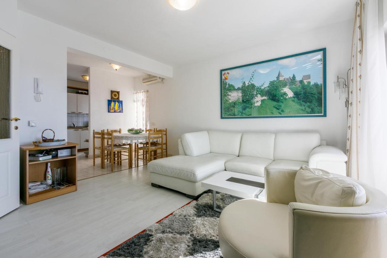 Apartment Eni Selce Εξωτερικό φωτογραφία