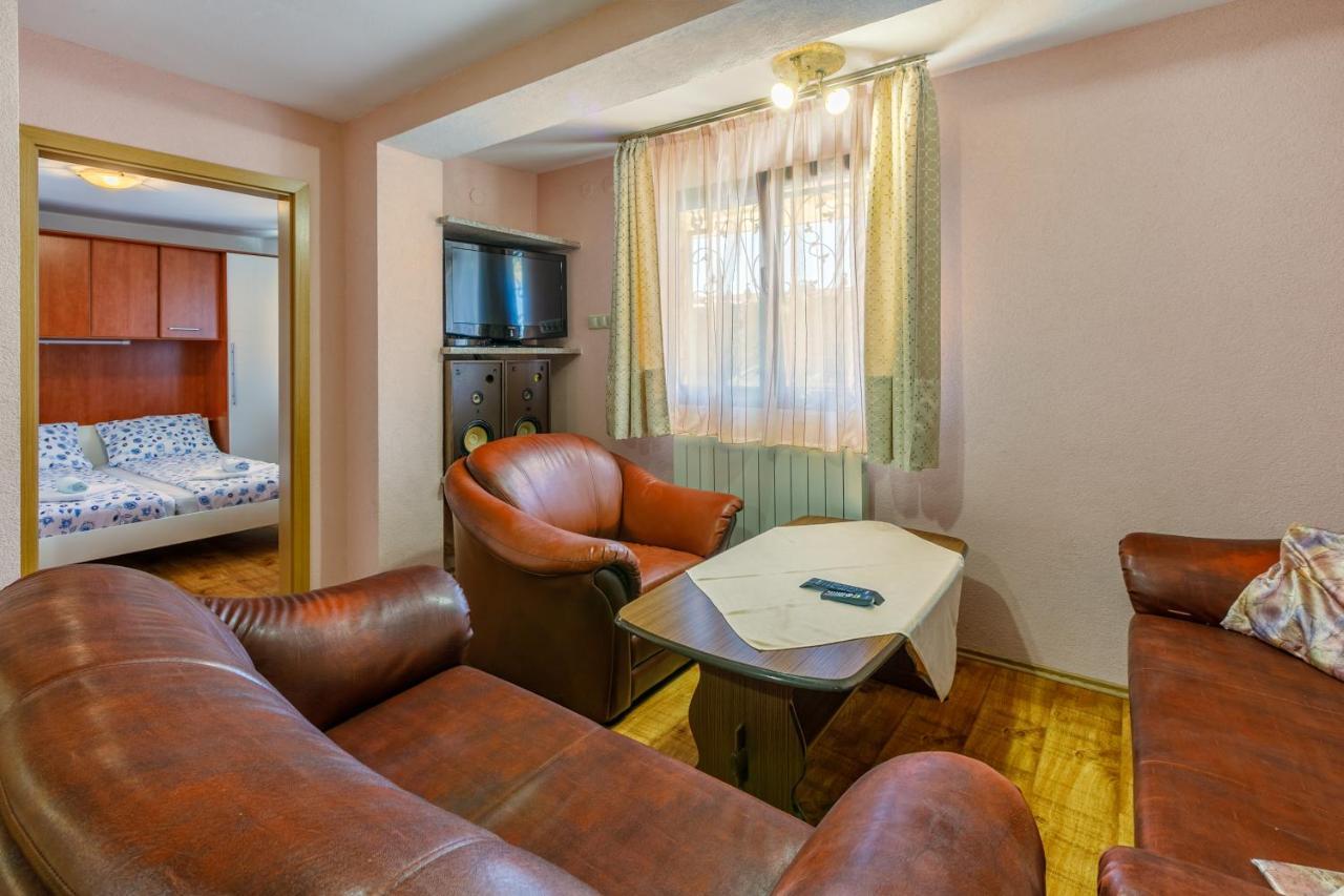 Apartment Eni Selce Εξωτερικό φωτογραφία